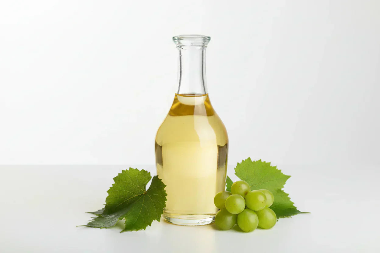 Grapeseed Oil vs Olive Oil: The Omega-6 Problem No One Talks About
